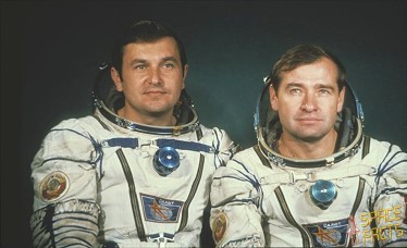 Crew Soyuz T-9 backup