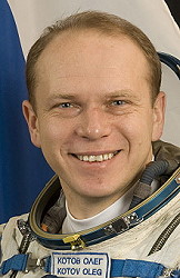 Oleg V. Kotov 