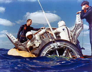 Gemini 6A landing