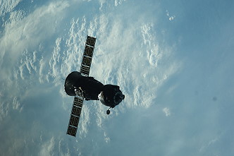 Soyuz TMA-22 departure