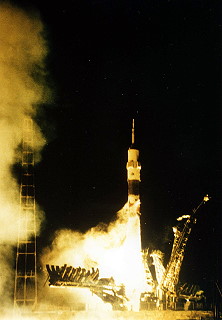 Soyuz TM-25 launch