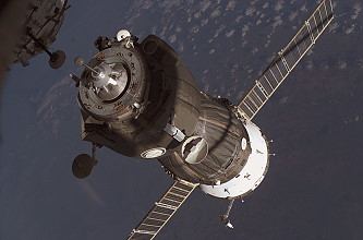 Ankunft von Sojus TMA-12 an der ISS