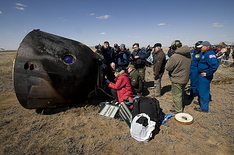 Soyuz TMA-13 recovery