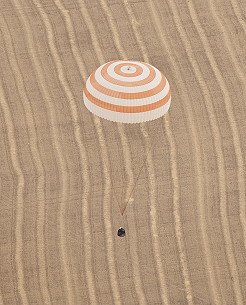 Soyuz TMA-18 landing