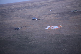 Soyuz TMA-8 landing