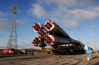 Soyuz TMA-8 rollout