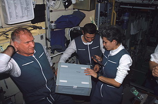 traditional in-flight photo Soyuz TM-33