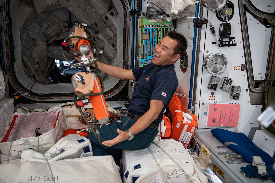 Akihiko Hoshide onboard ISS
