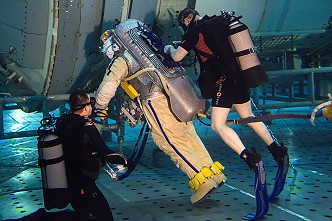 Oleg Kononenko im EVA-Training