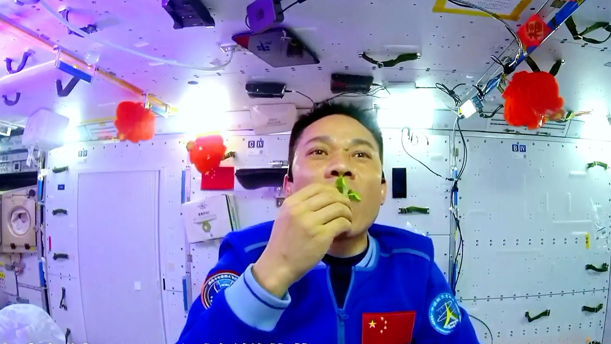 life onboard Tiangong