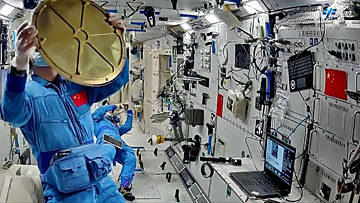 life onboard Tiangong