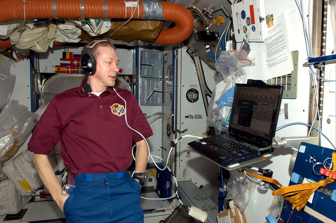 De Winne onboard ISS