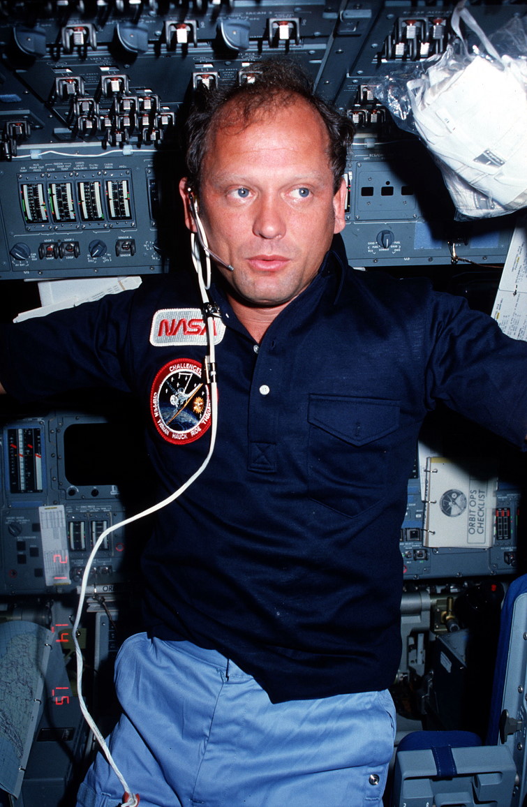 Thagard onboard Shuttle