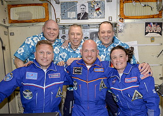 Welcome crew Soyuz MS-09