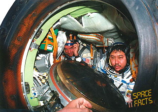 Soyuz TM-31 return crew