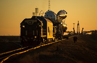 Soyuz TMA-11M rollout