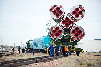 Soyuz TMA-17M rollout