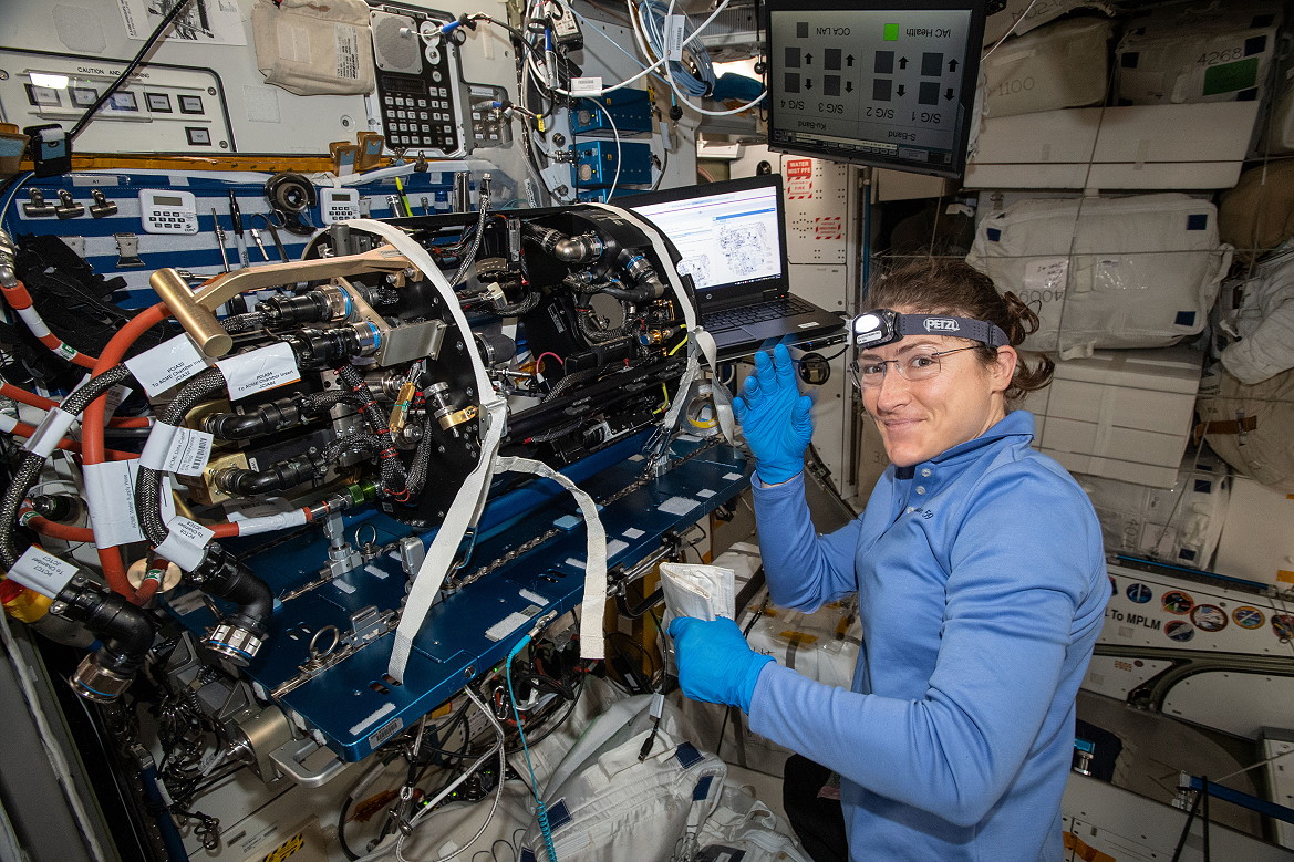 Christina Koch in Unity module