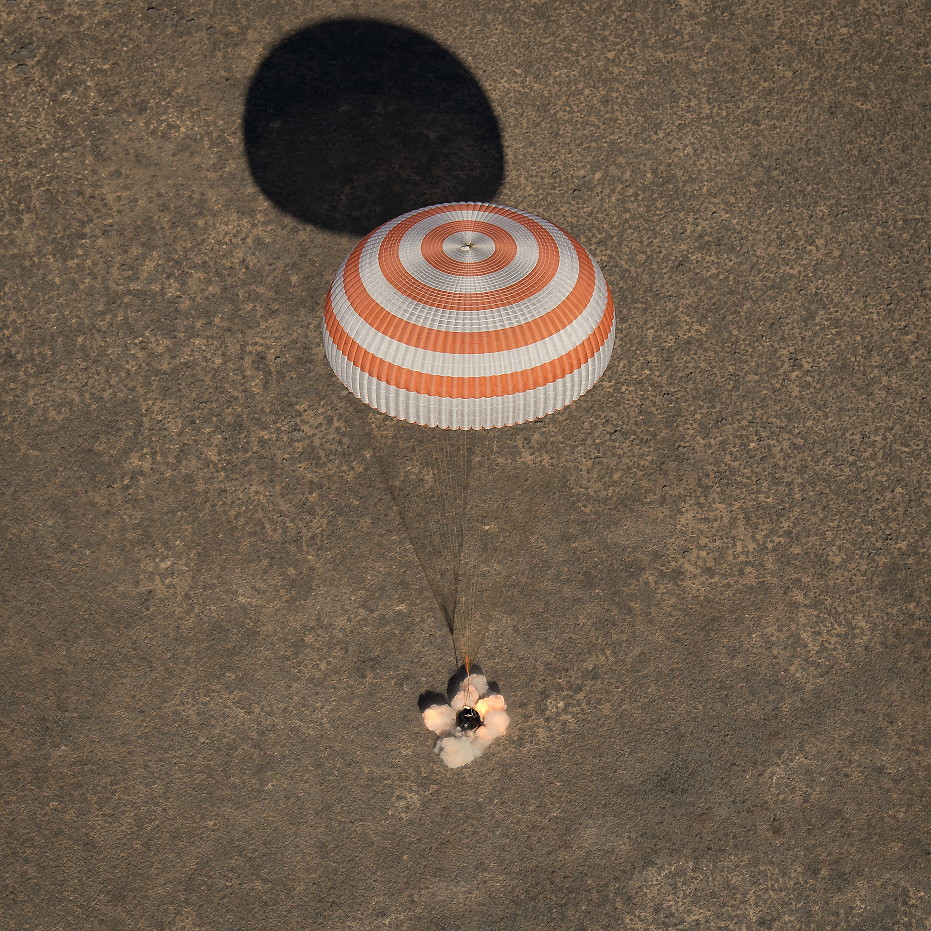 Soyuz MS-02 landing