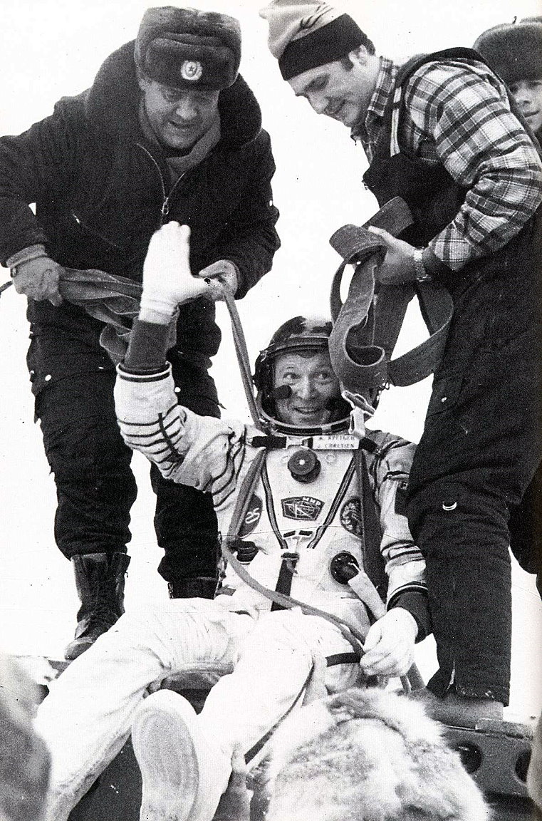 Soyuz TM-6 recovery