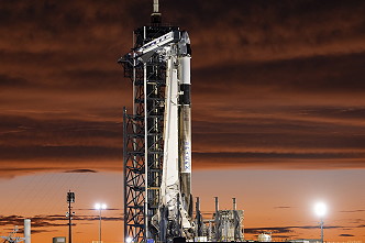 Polaris Dawn on the launch pad