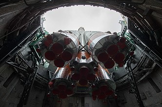 Soyuz MS-26 erection