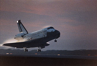 STS-80 landing