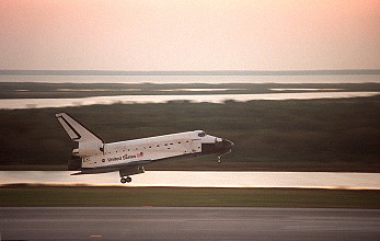 STS-99 landing