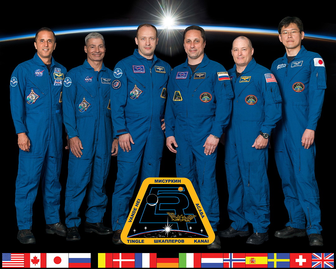 Crew ISS-54