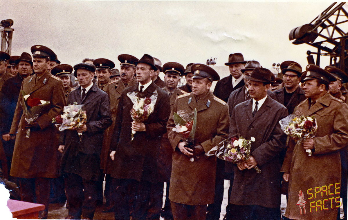 Crew Sojus 10 (Flug- und Ersatzmannschaft)