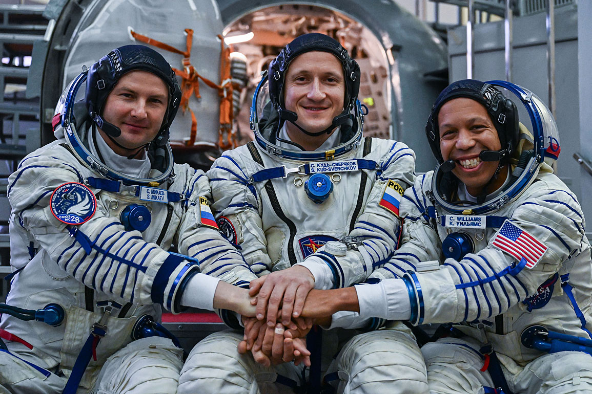 Crew Soyuz MS-28