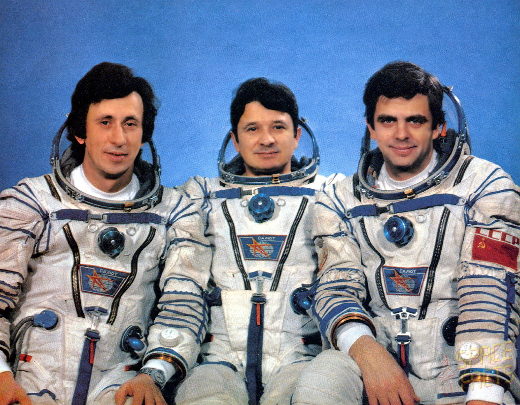 Crew Soyuz T-10