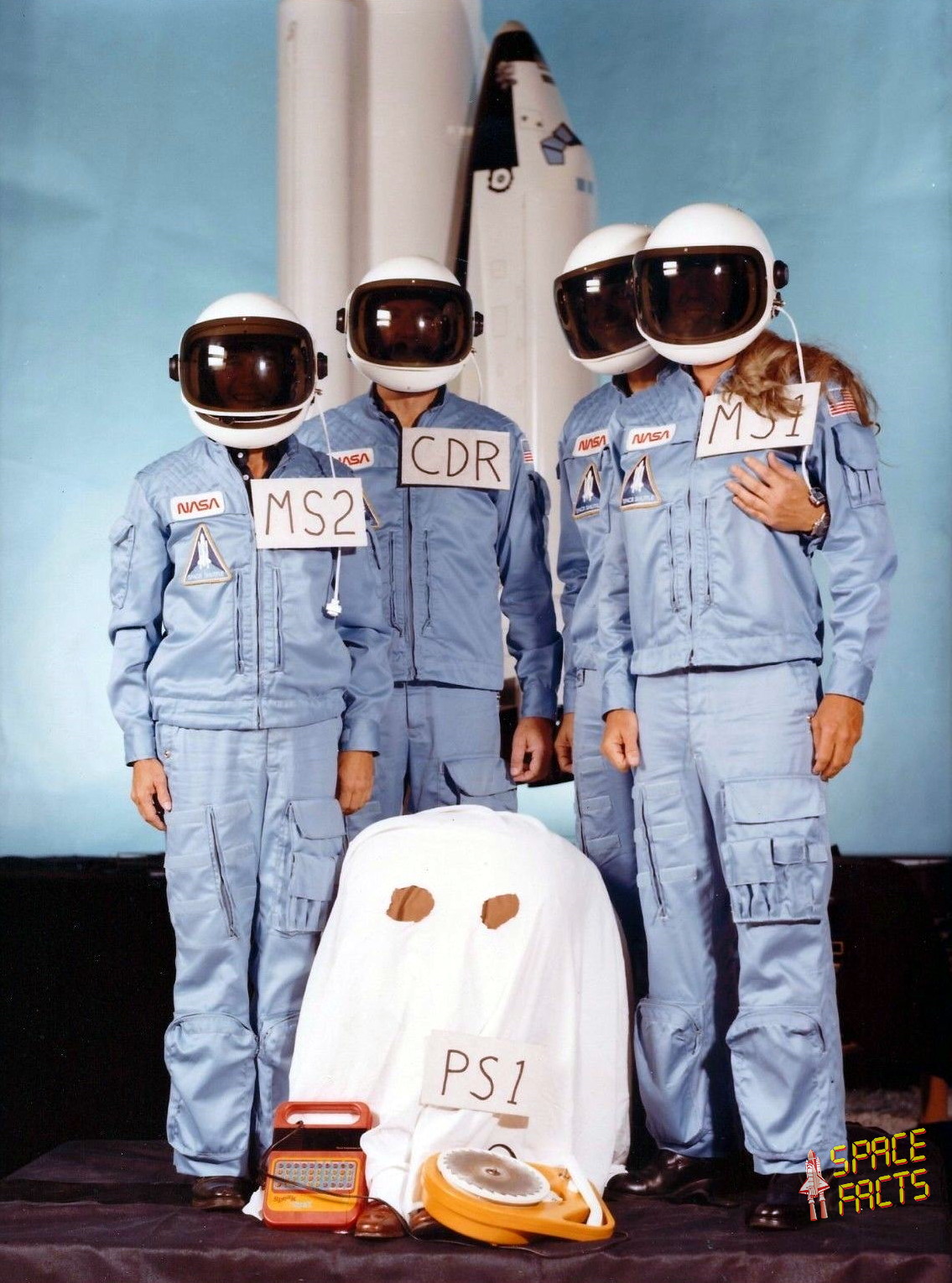 Crew STS-5
