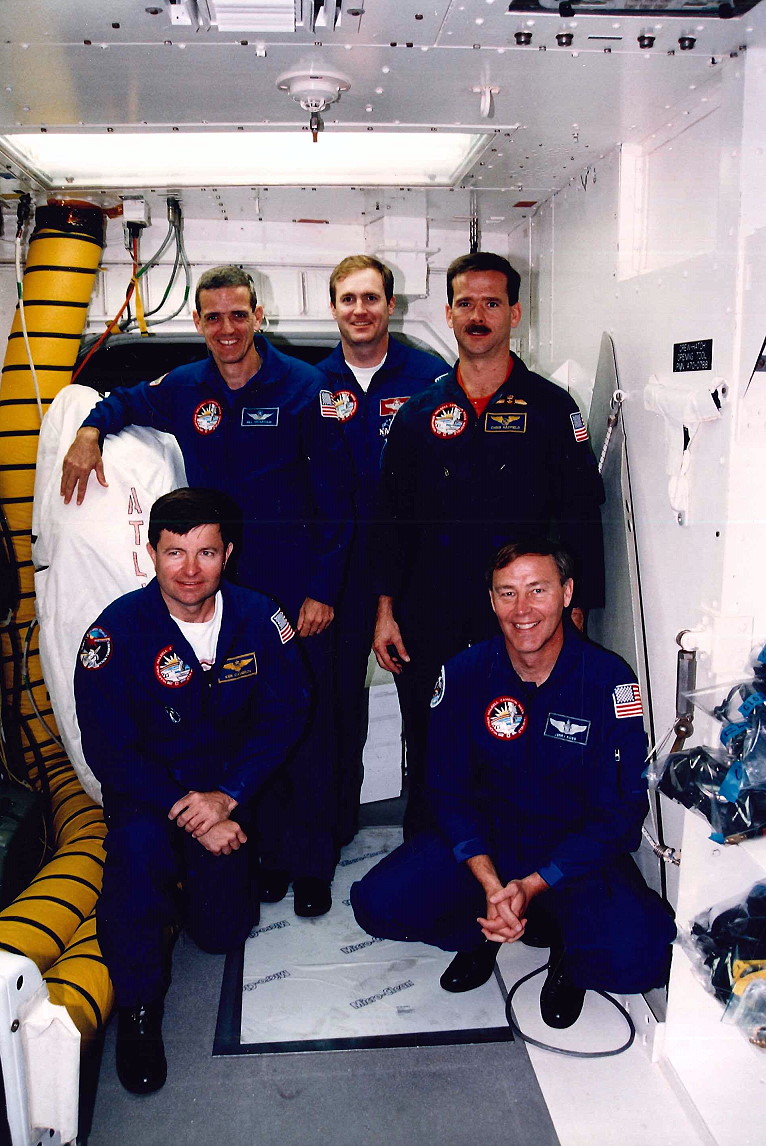 Crew STS-74