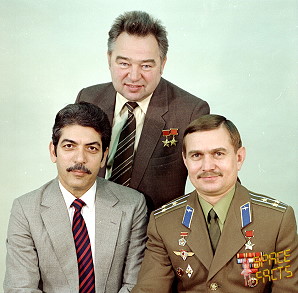 Crew Soyuz T-11 backup