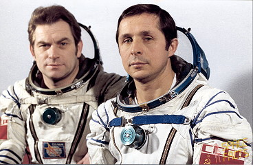 Crew Soyuz T-4