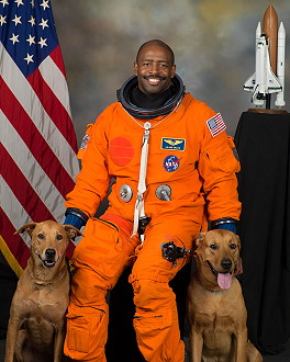 Leland Melvin